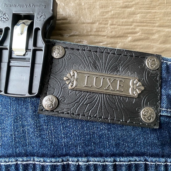 Tru Luxe Aspen HIGH WAISTED BOOTCUT JEAN - DARK WASH Women’s size 32/14 - Picture 14 of 16